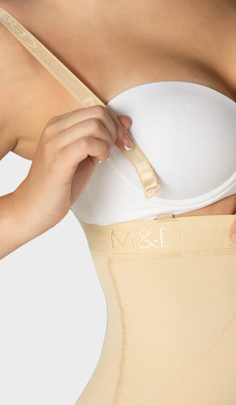 F00466 - Faja Corta Strapless 4 Niveles.